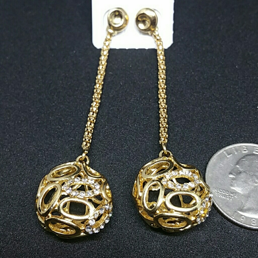 Dangling Earring - Picture 5 of 5